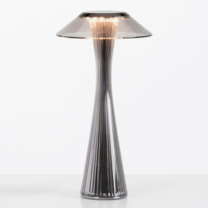 Kartell Space – dizajnérska stolná LED lampa titán